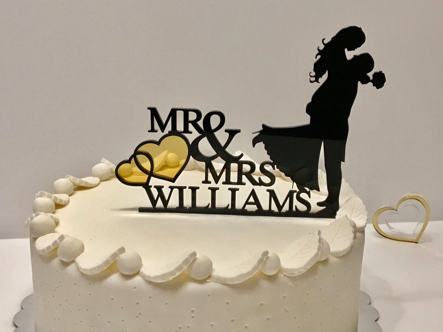 Custom Wedding  Mr and Mrs Cake Topper with Hearts - Personalized Bride and Groom Silhouettes