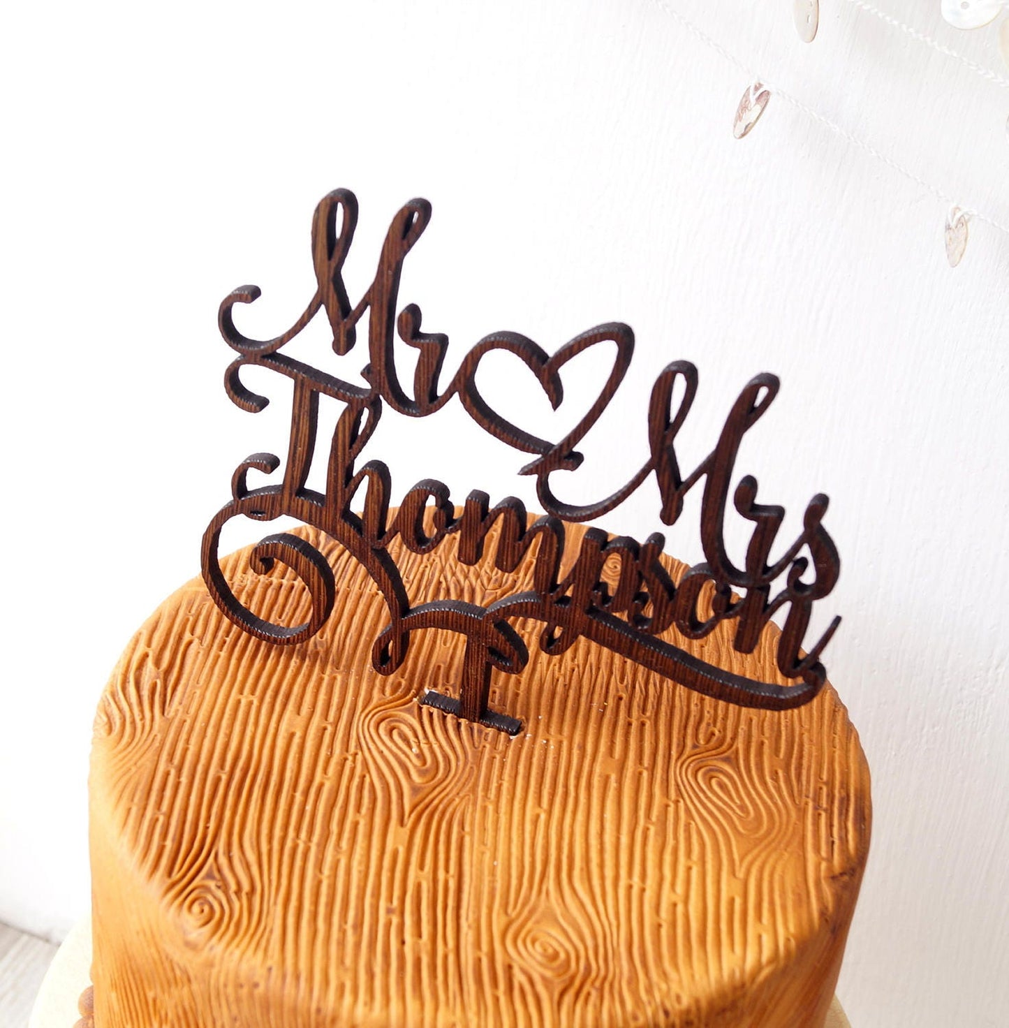 Mr and Mrs cake topper, personalized wedding cake topper, custom cake topper, wooden cake topper, rustic cake topper, Mr & Mrs cake topper