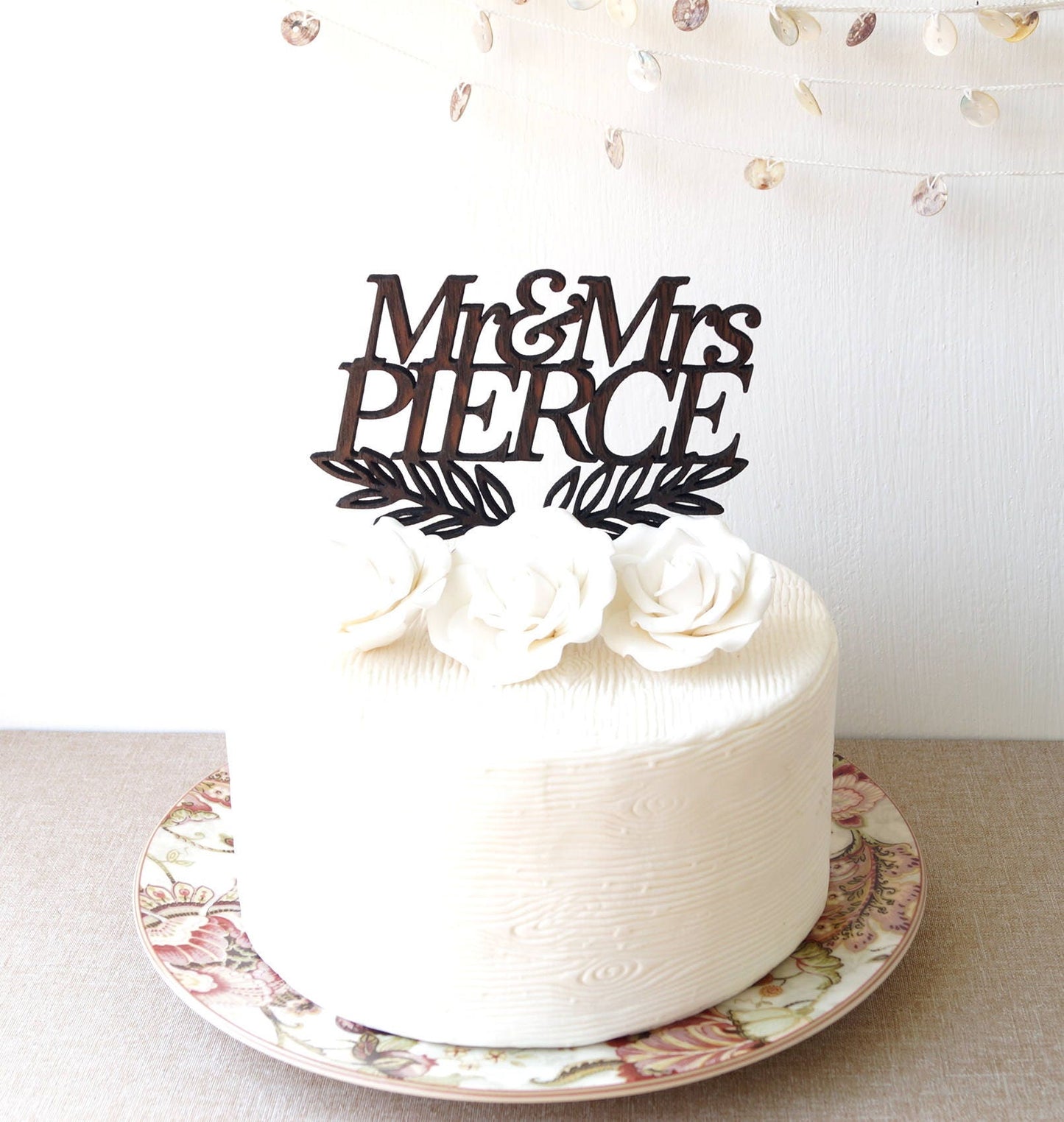 Mr and Mrs cake topper, personalized wedding cake topper, custom cake topper, wooden cake topper, rustic cake topper, Mr & Mrs cake topper