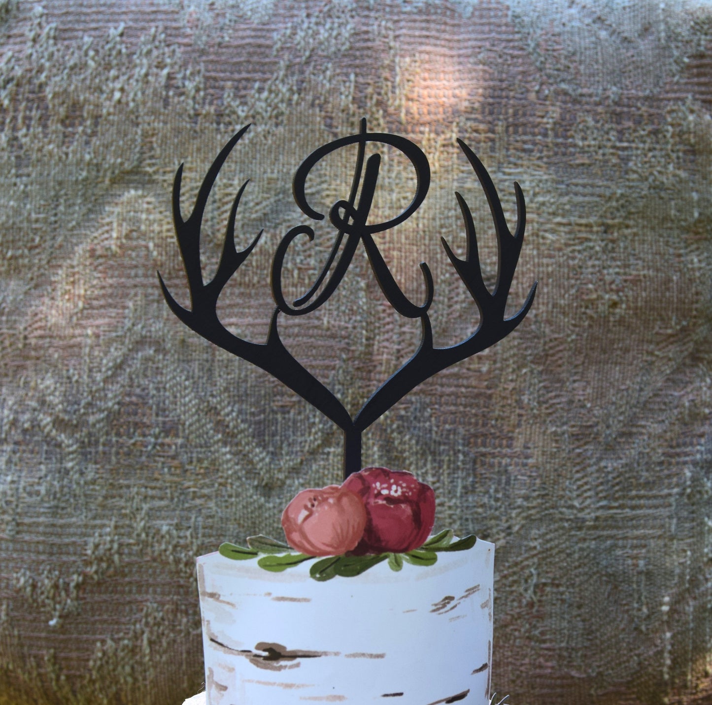 Wooden Antler Cake Topper: Rustic Wedding Decor