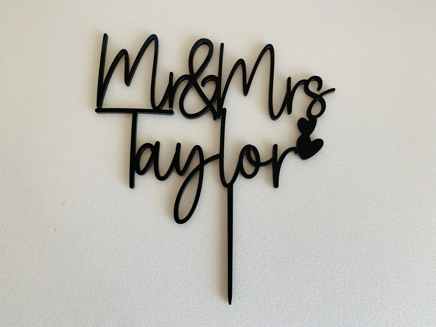 Gold Cake topper for Wedding, Personalized Mr & Mrs Last Name and Heart