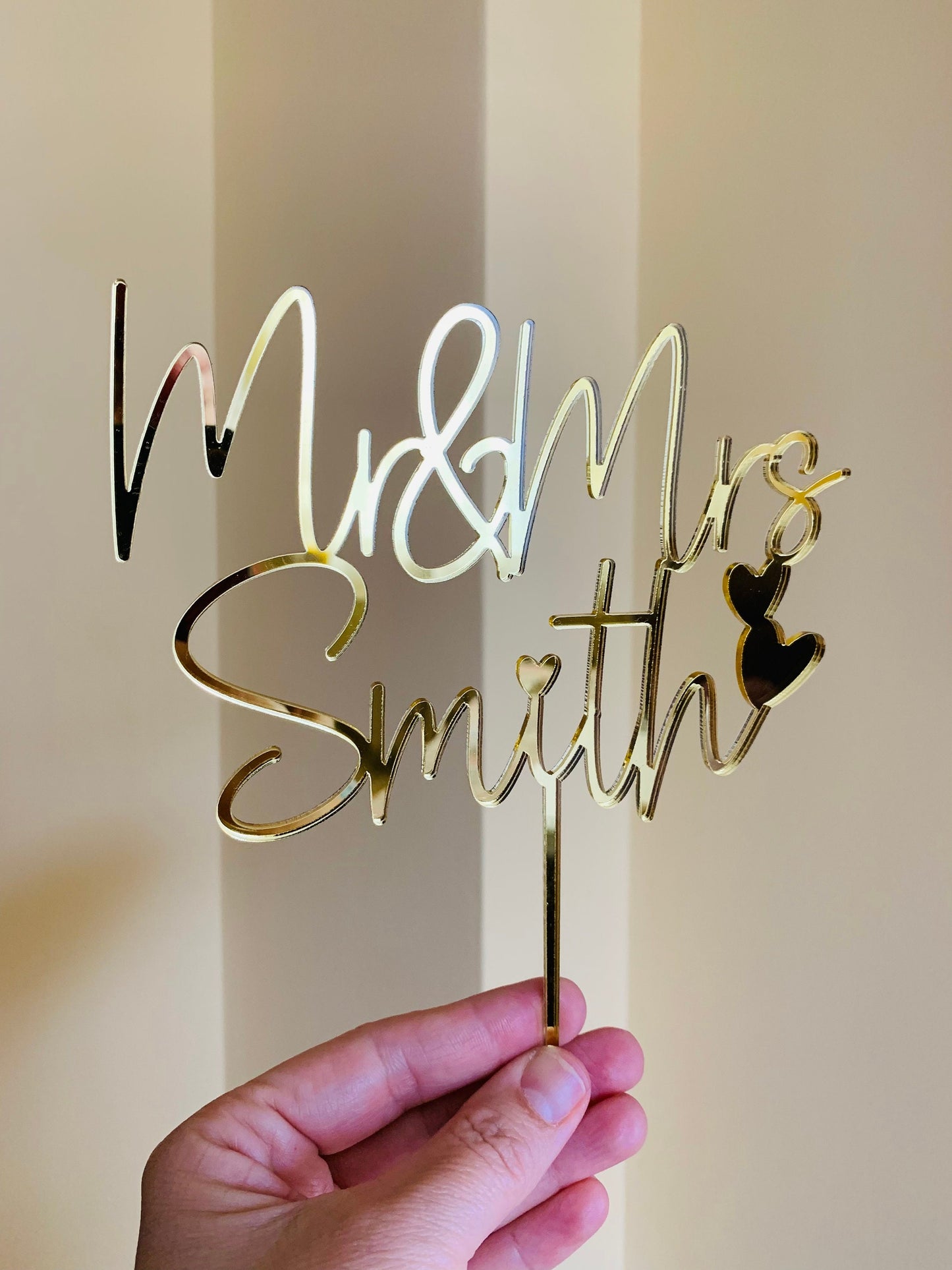 Gold Cake topper for Wedding, Personalized Mr & Mrs Last Name and Heart