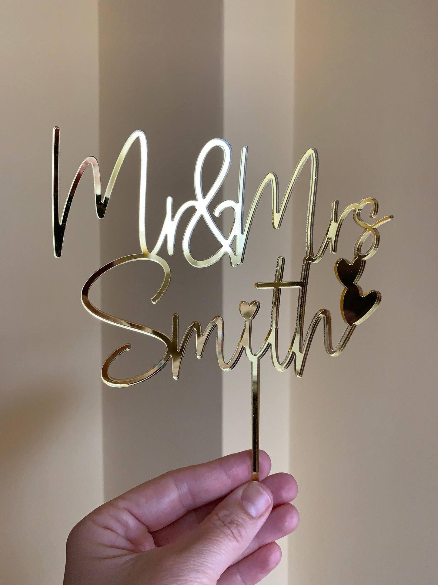 Gold Cake topper for Wedding, Personalized Mr & Mrs Last Name and Heart