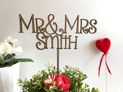 Custom Mr & Mrs Wood Cake Topper - Personalized Rustic Wedding Decorations