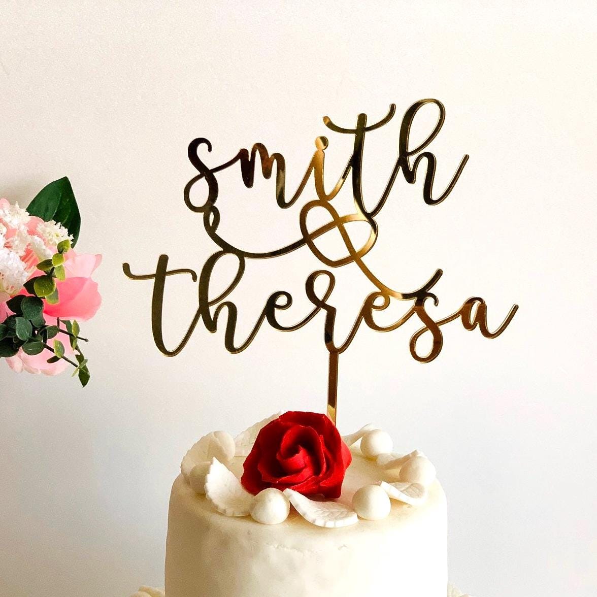 Personalized Wedding Cake Toppers with Custom Names and Heart - Bride and Groom - Mr & Mrs
