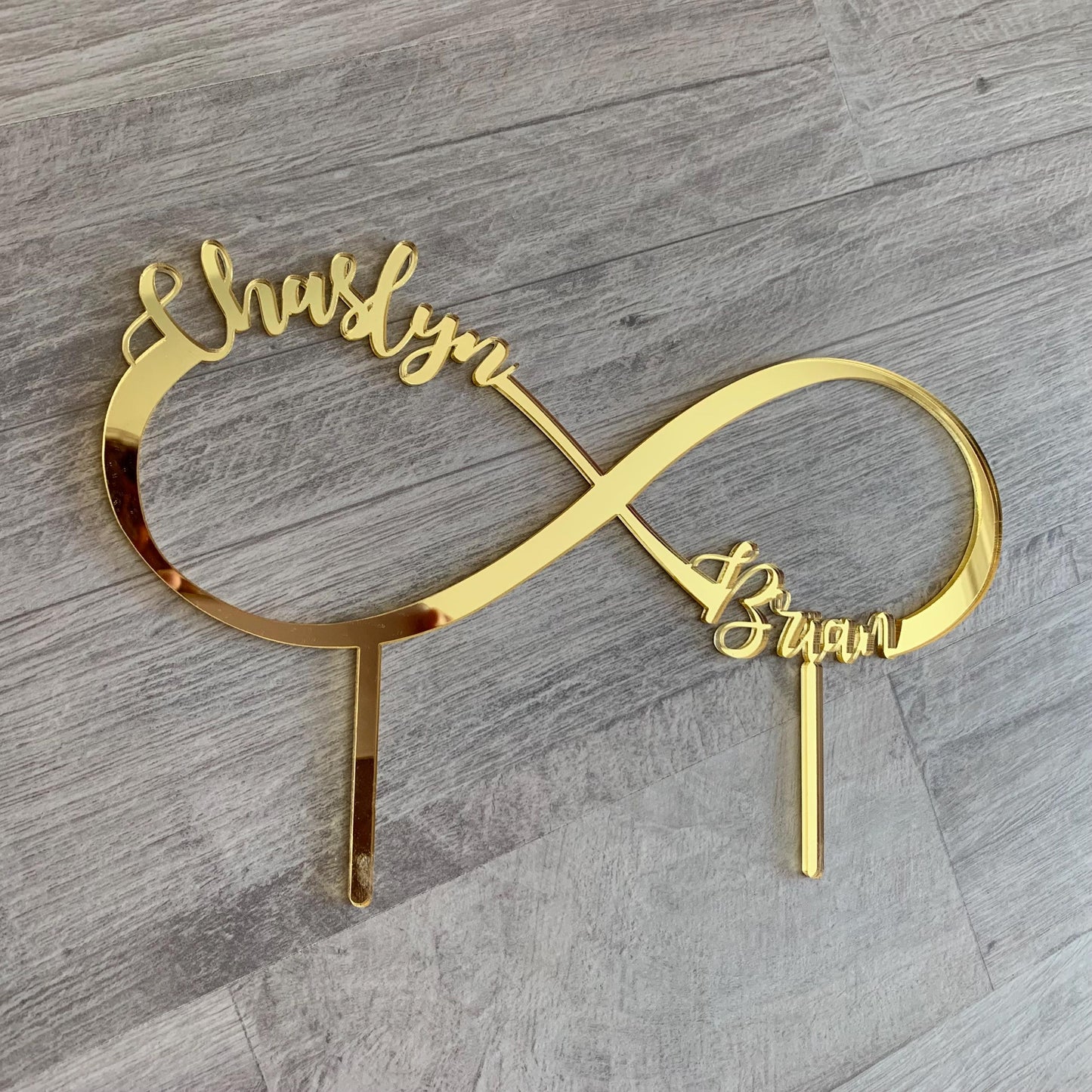 Infinity Cake Topper with Custom Name, Personalized Wedding Decor - Forever Love